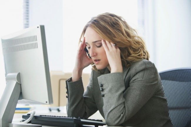 Высокий уровень шумна в офисе - одна из наиболее частых причин головных болей и нервного истощения