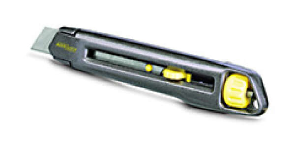 Stanley 0-10-095 - Нож INTERLOCK, лезвие 9мм с отл. сегментами, (в/уп)
