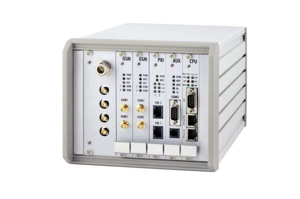 2N BlueTower (PRI-версия) шасси с модулем CPU, PRI (2 порта), AUX. Расширение 2-8 GSM каналов